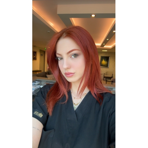 Fizyoterapist Şevval Yıldız