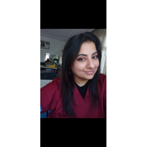 Fizyoterapist Sena ARSLAN