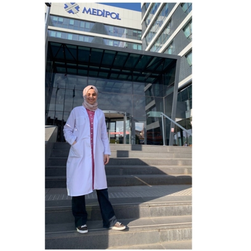 Fizyoterapist Ayşe Gülay Namlı Candemir