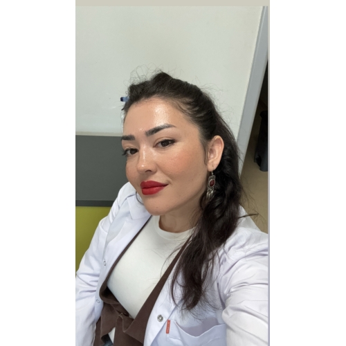 Fizyoterapist Mahym Gylychmyradova